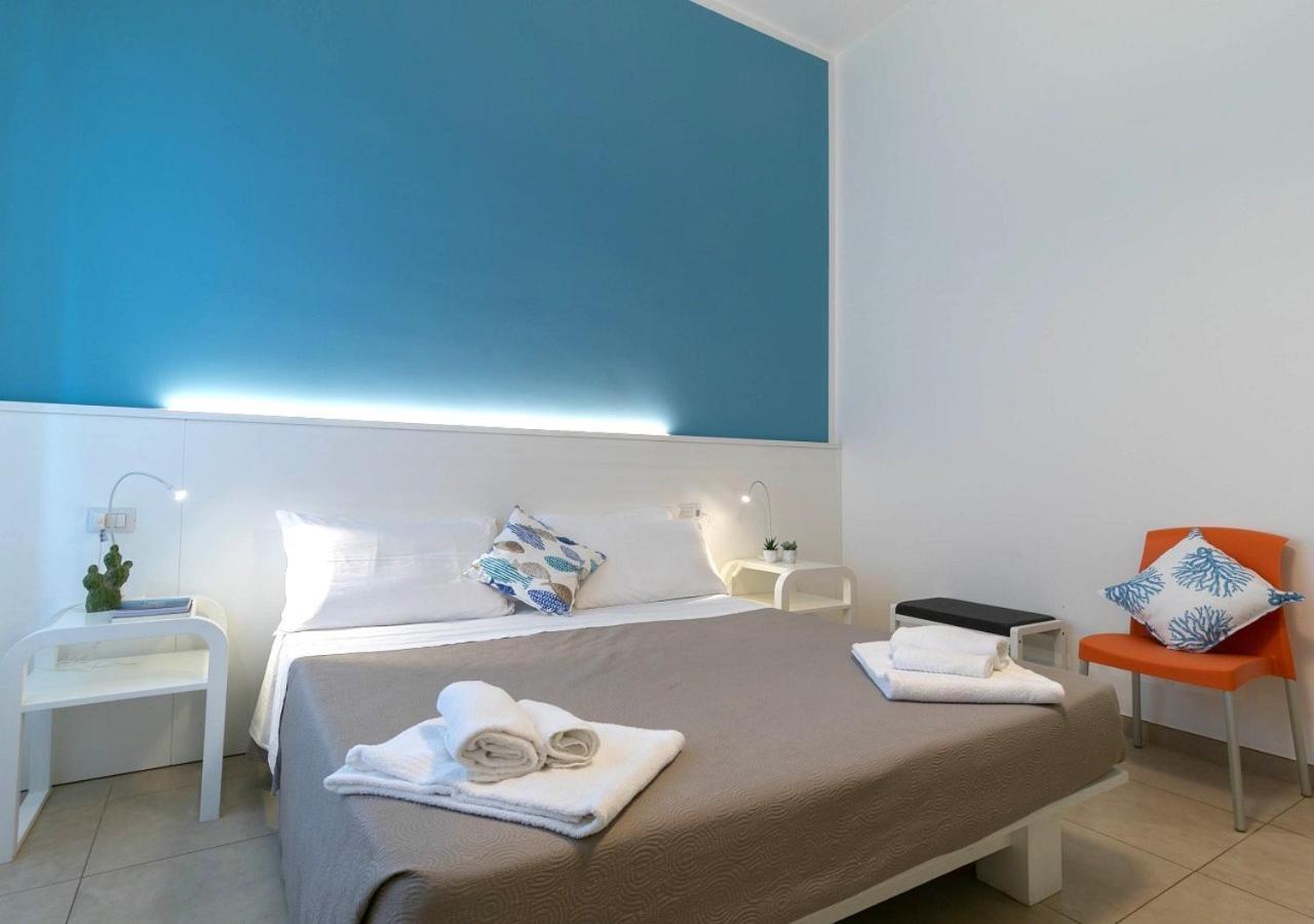 Fronte Mare Rooms By Salentolimit Porto Cesareo Dış mekan fotoğraf