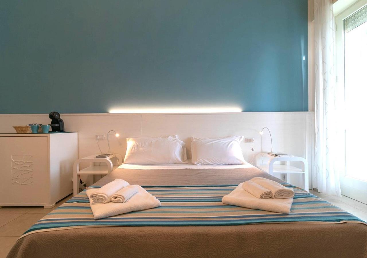 Fronte Mare Rooms By Salentolimit Porto Cesareo Dış mekan fotoğraf