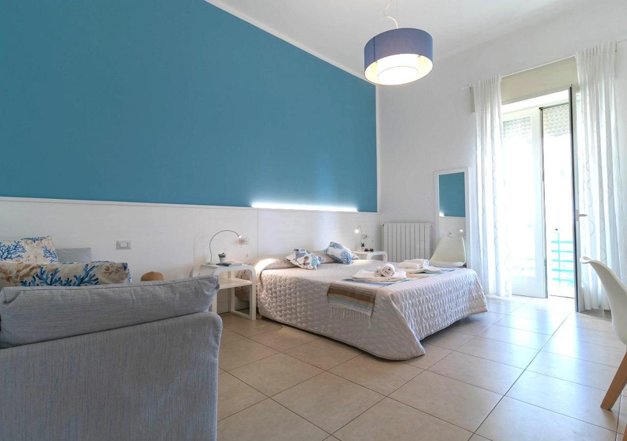 Fronte Mare Rooms By Salentolimit Porto Cesareo Dış mekan fotoğraf