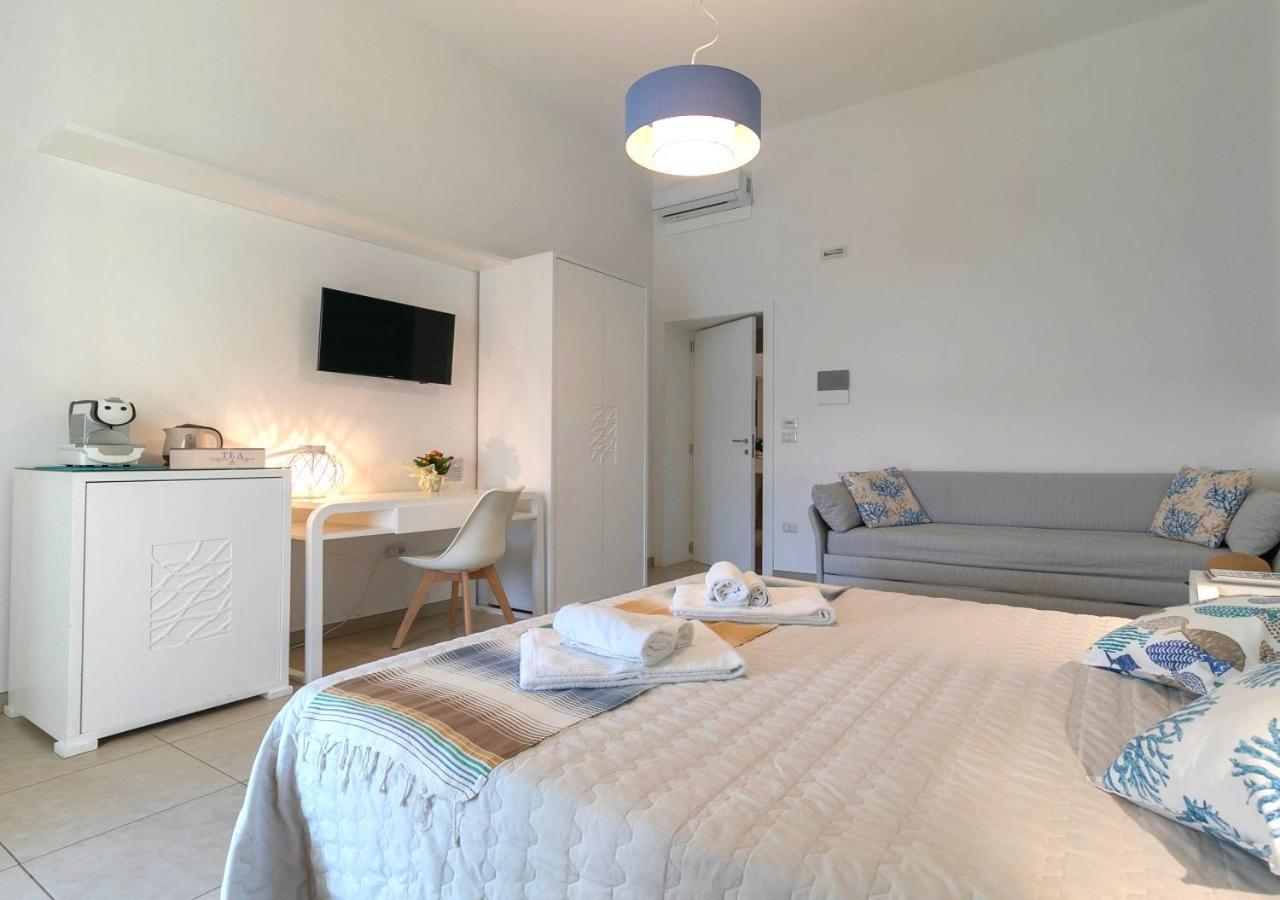 Fronte Mare Rooms By Salentolimit Porto Cesareo Dış mekan fotoğraf