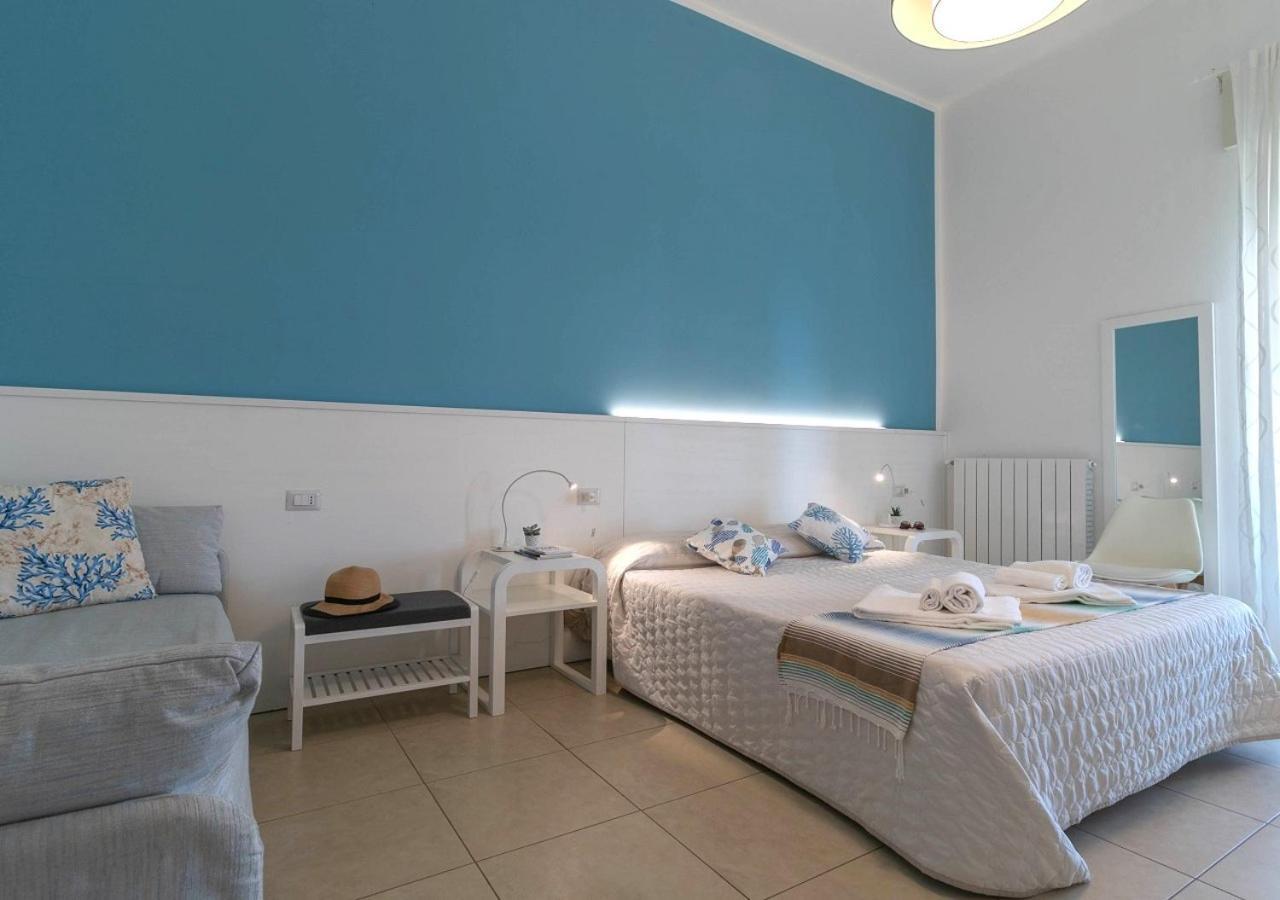 Fronte Mare Rooms By Salentolimit Porto Cesareo Dış mekan fotoğraf